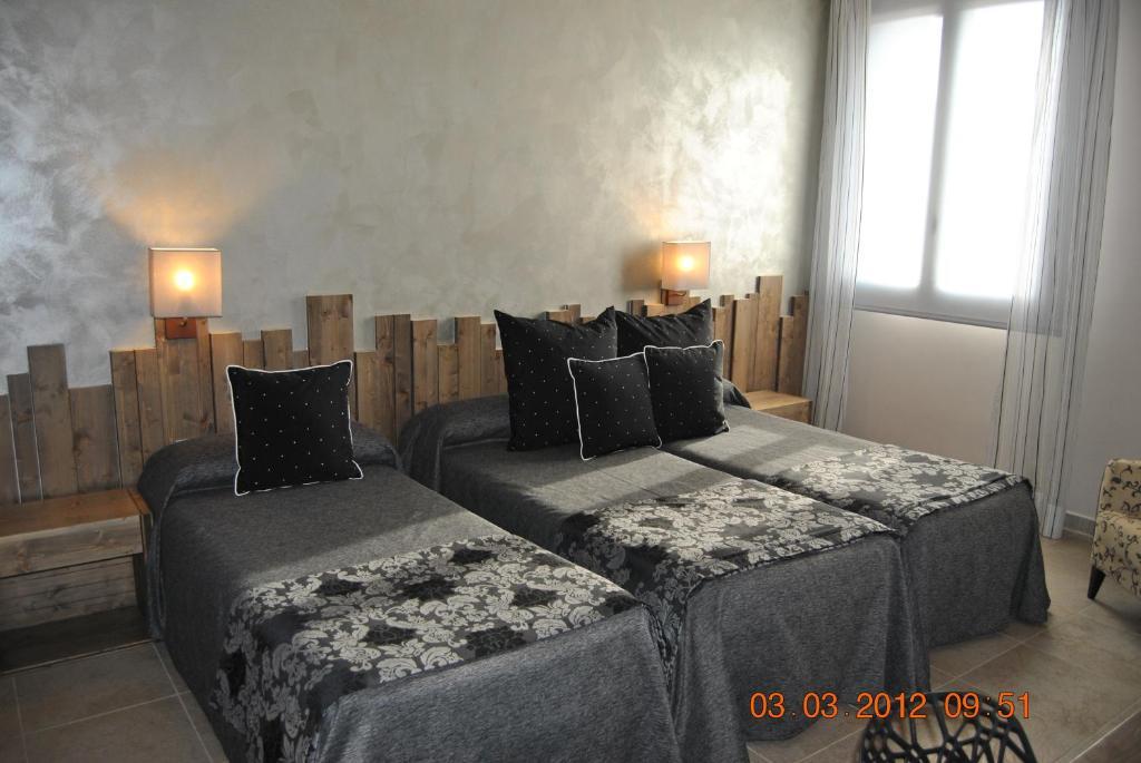 Santa Bárbara Hotel Sant Corneli Szoba fotó