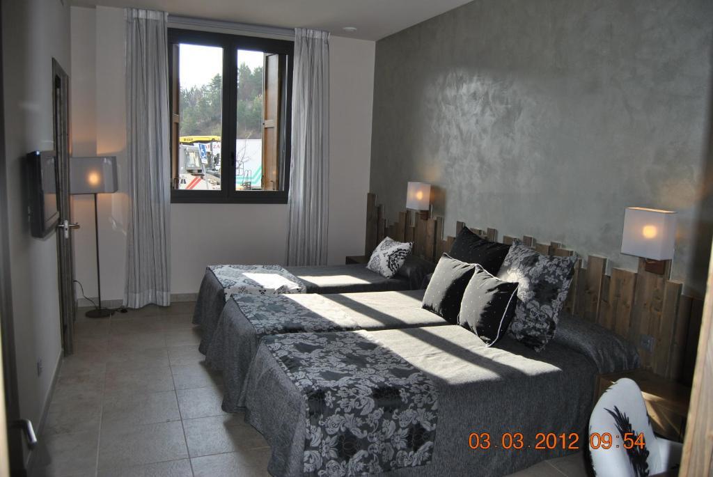 Santa Bárbara Hotel Sant Corneli Szoba fotó