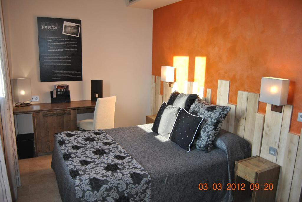 Santa Bárbara Hotel Sant Corneli Szoba fotó